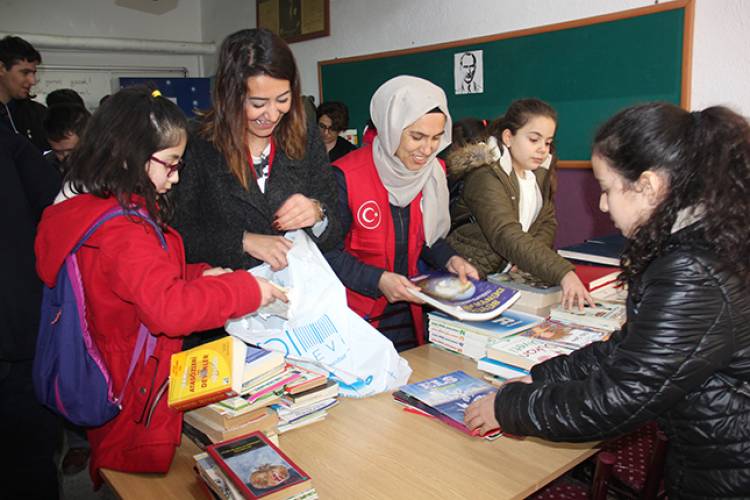 Salihli Gençlik Merkezi üç projesiyle Kabazlı’da
