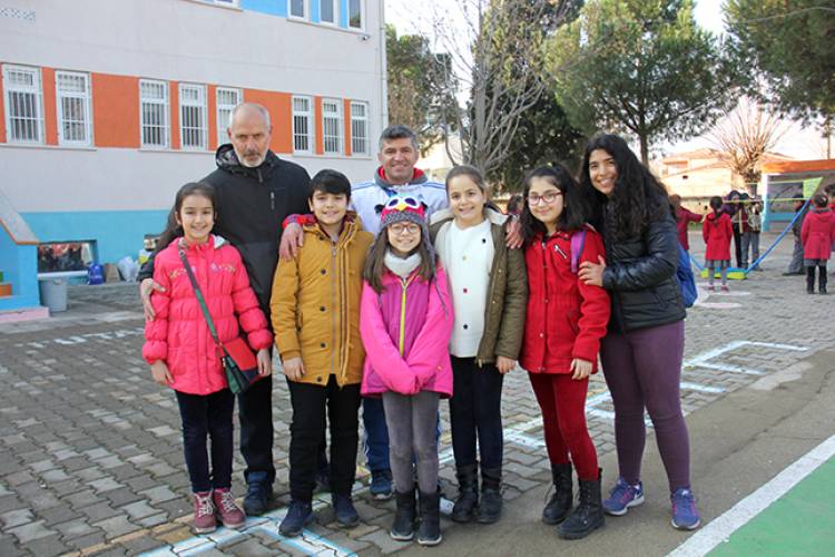 Salihli Gençlik Merkezi üç projesiyle Kabazlı’da