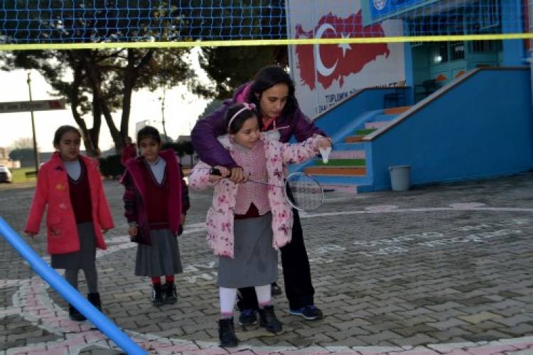 Gençlik Merkezi, Kabazlı'da gönülleri fethetti