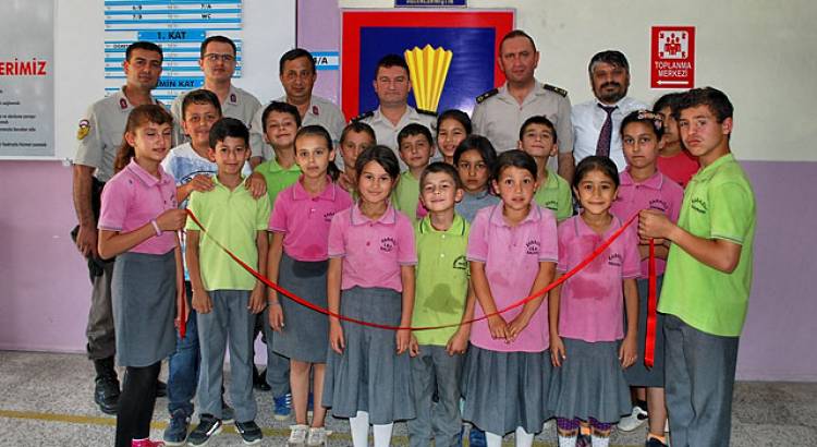 Salihli Jandarmadan eğitime tam destek