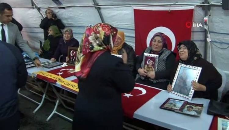 Diyarbakır Annelerini ziyaretim A Haber ekranlarında